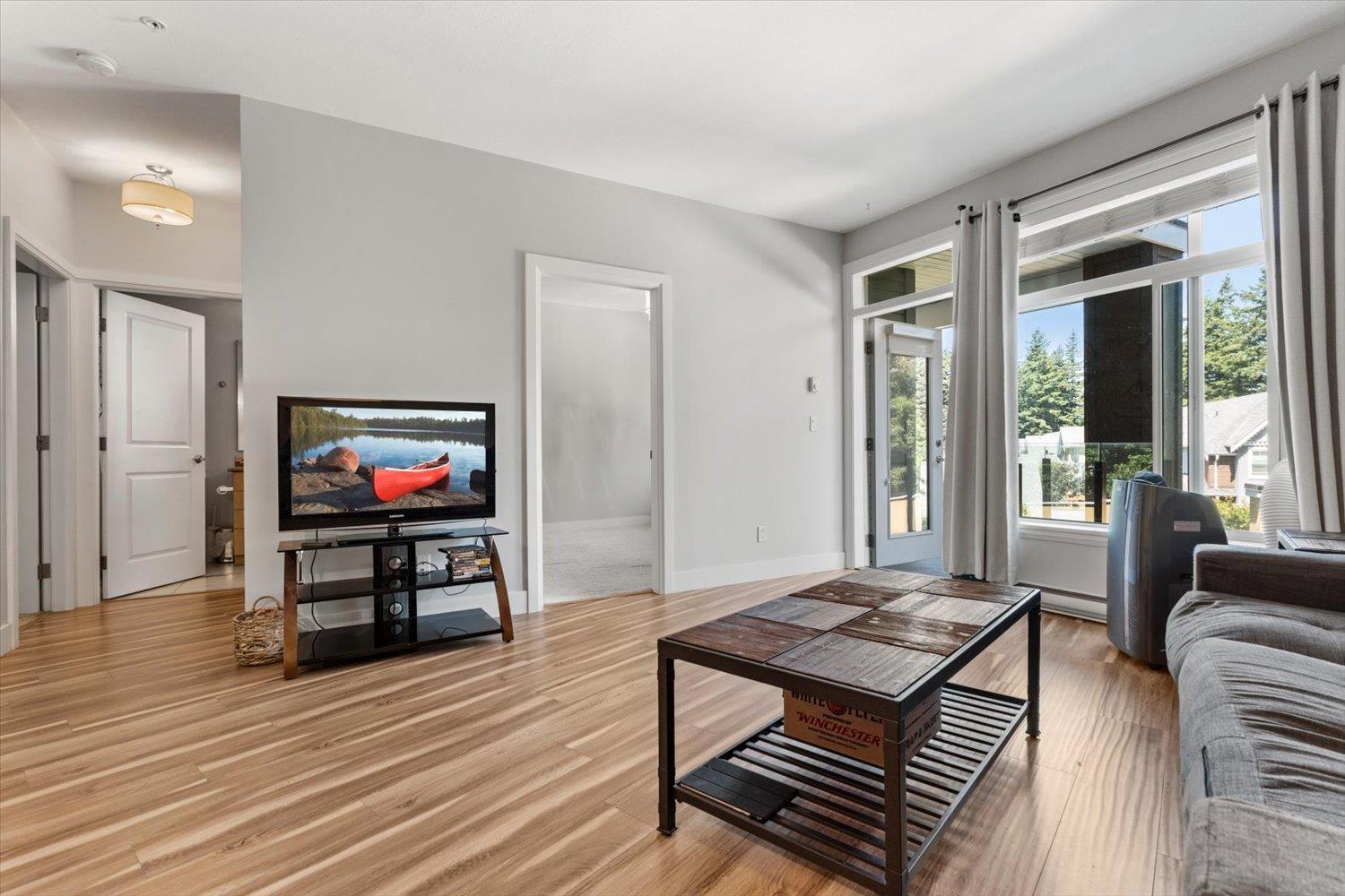 301 45389 Chehalis Drive, Garrison Crossing, Chilliwack, British Columbia  V2R 0T9 - Photo 8 - R3130020
