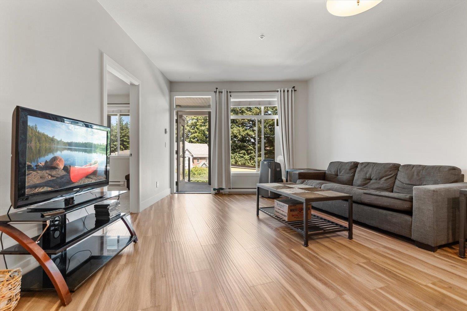 301 45389 Chehalis Drive, Garrison Crossing, Chilliwack, British Columbia  V2R 0T9 - Photo 6 - R3130020
