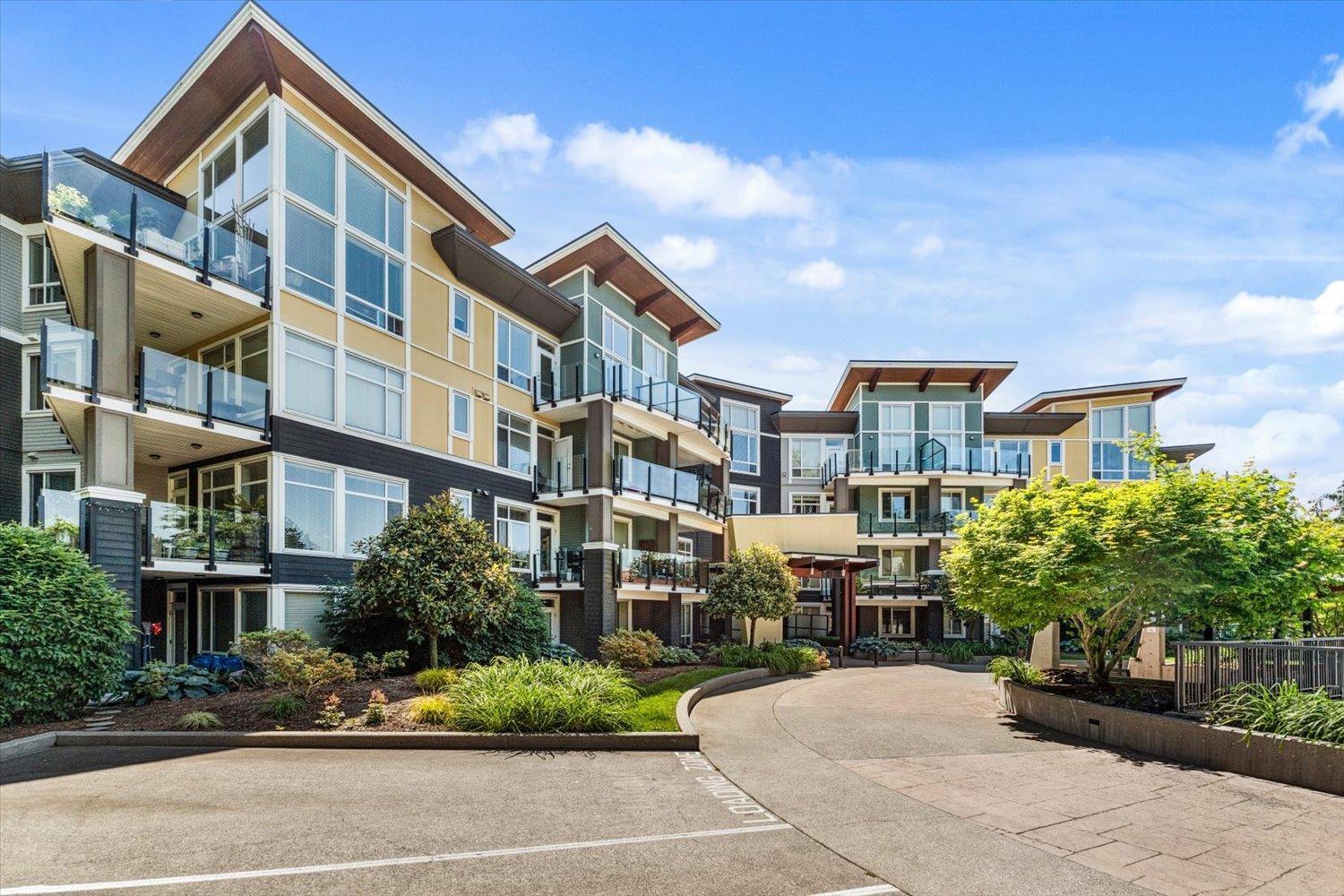 301 45389 Chehalis Drive, Garrison Crossing, Chilliwack, British Columbia  V2R 0T9 - Photo 2 - R3130020