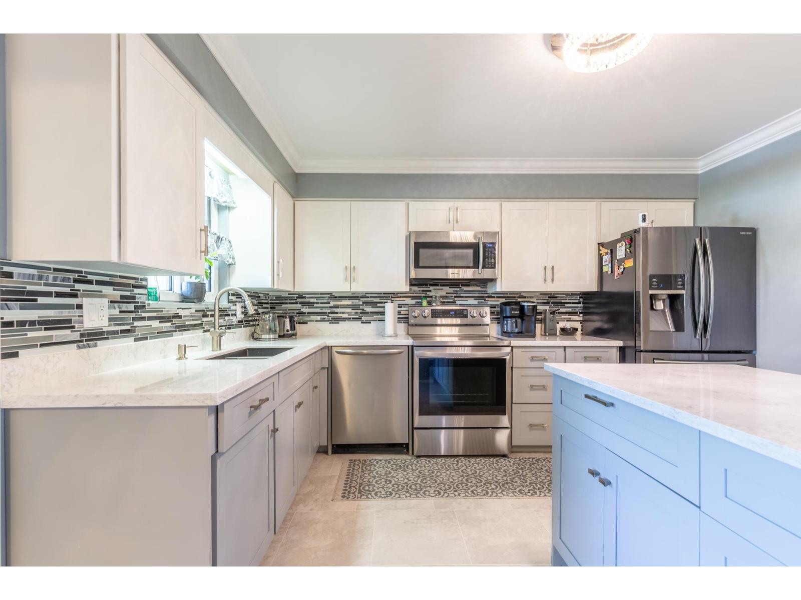 8034 Beaver Drive, Mission, British Columbia  V2V 5R4 - Photo 8 - R3129992