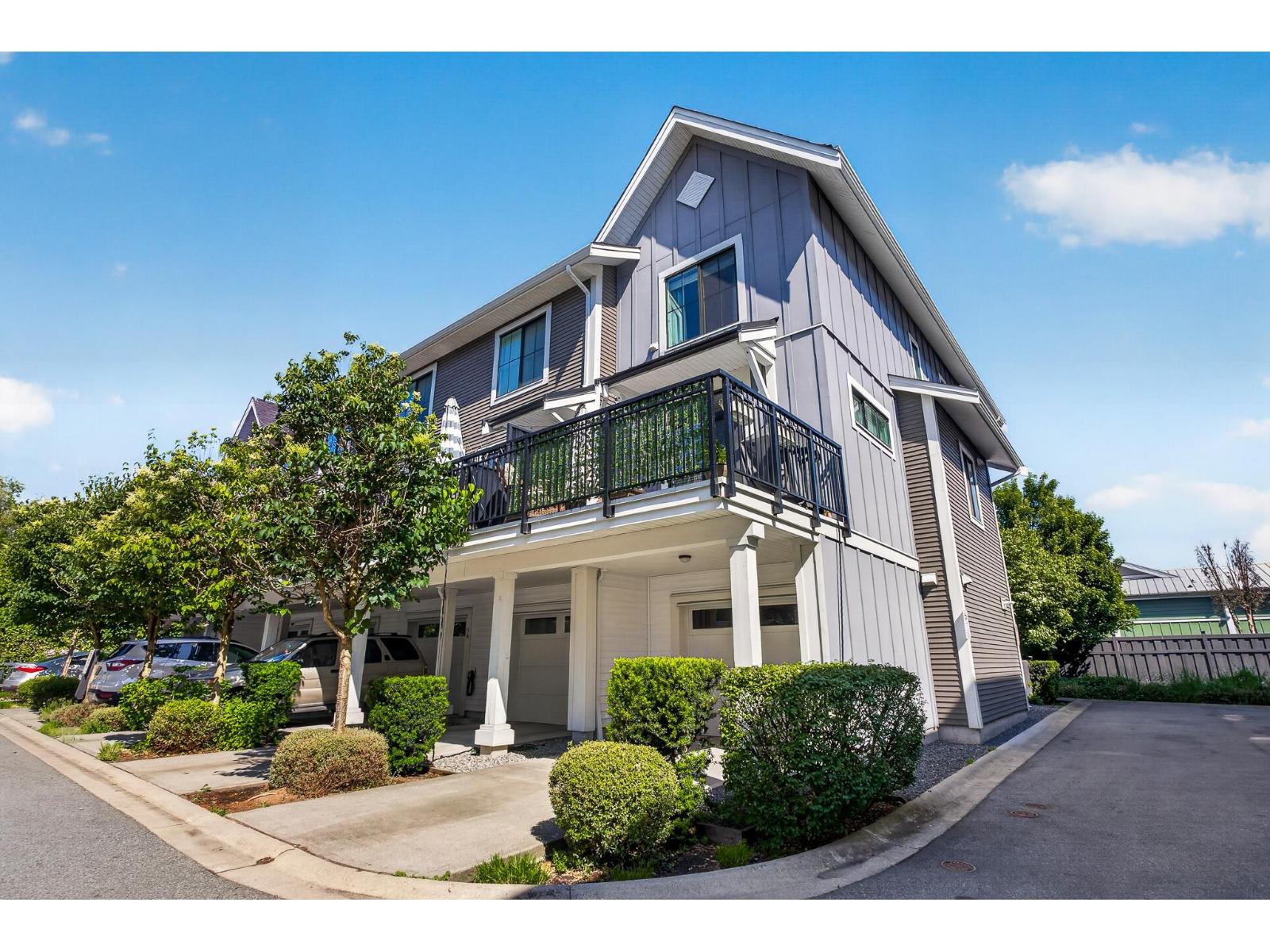 54 5945 176a Street, Surrey, British Columbia  V3S 0A2 - Photo 2 - R3130068