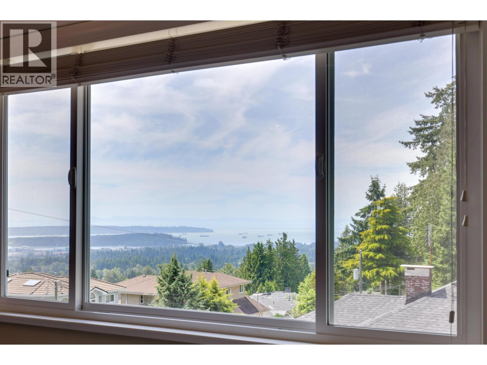 3821 Lonsdale Avenue, North Vancouver, British Columbia  V7N 3K8 - Photo 19 - R3130182