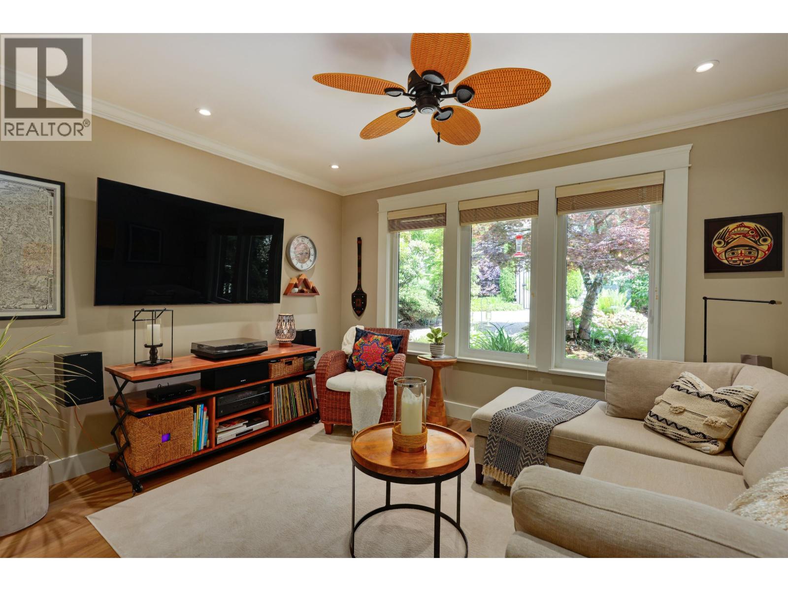 3821 Lonsdale Avenue, North Vancouver, British Columbia  V7N 3K8 - Photo 5 - R3130182