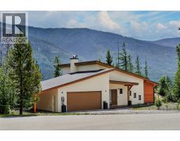 6804 Grandview Drive, Nelson, British Columbia