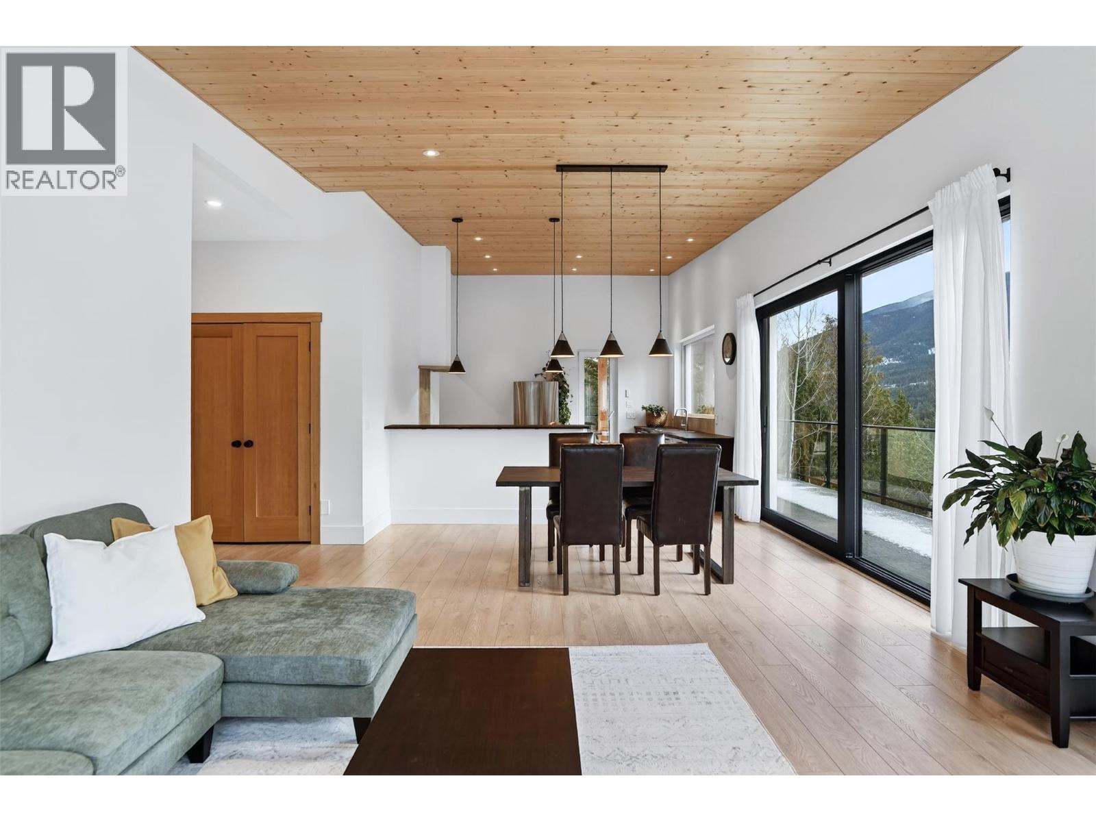 6804 Grandview Drive, Nelson, British Columbia  V1L 6W6 - Photo 24 - 10389593