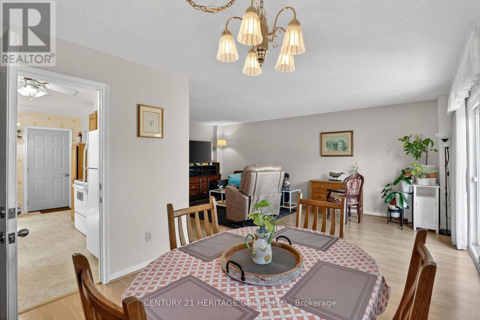 251 Collings Avenue, Bradford West Gwillimbury (Bradford), Ontario  L3Z 1W4 - Photo 15 - N13222944