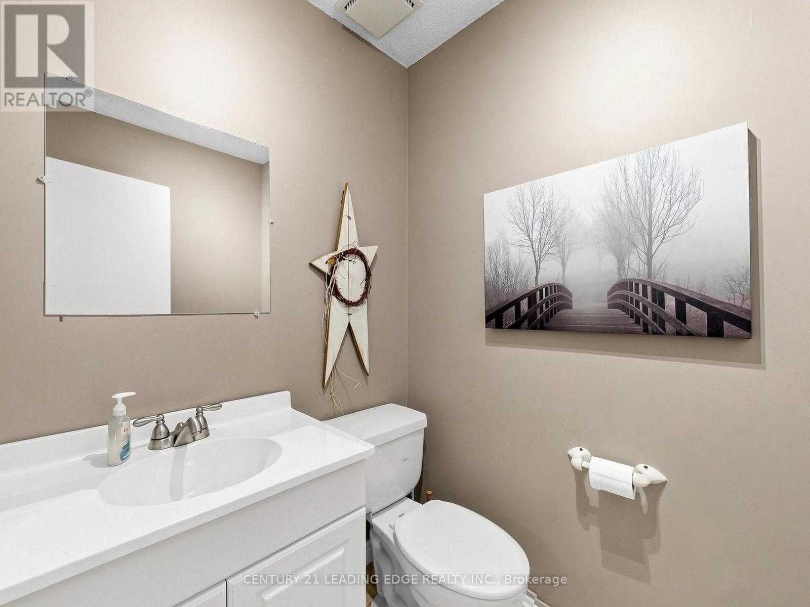 21 Metro Road S, Georgina, Ontario  L4P 1V7 - Photo 31 - N13222996