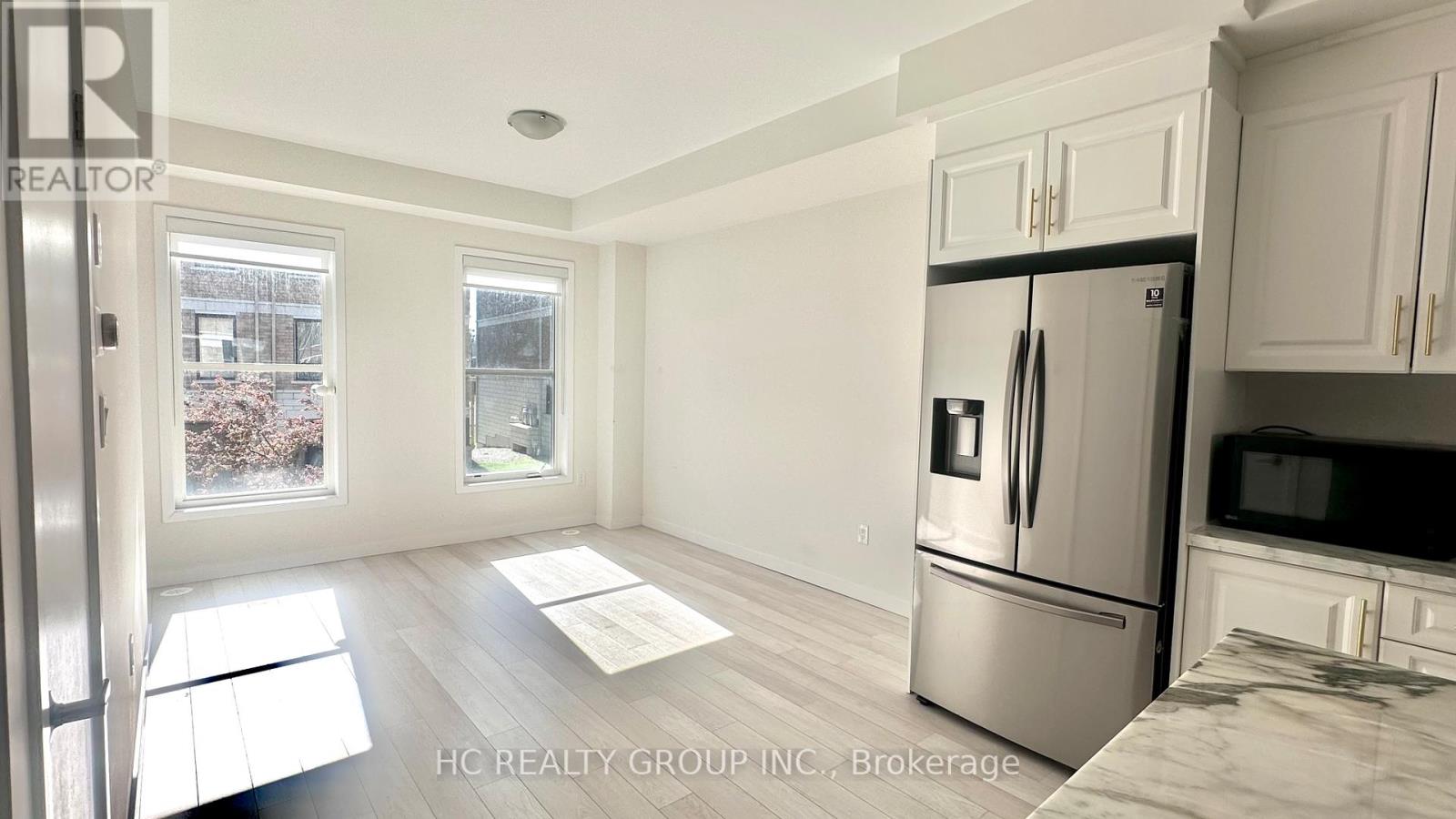 59 Seacoasts Circle, Vaughan, Ontario  L6A 5B8 - Photo 2 - N13223000