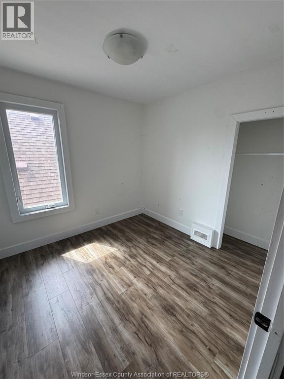 934 Gladstone, Windsor, Ontario  N9A 2T6 - Photo 8 - 26012687
