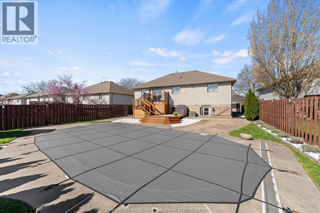 430 Woodridge Drive, Tecumseh, Ontario  N8N 4V5 - Photo 40 - 26012684