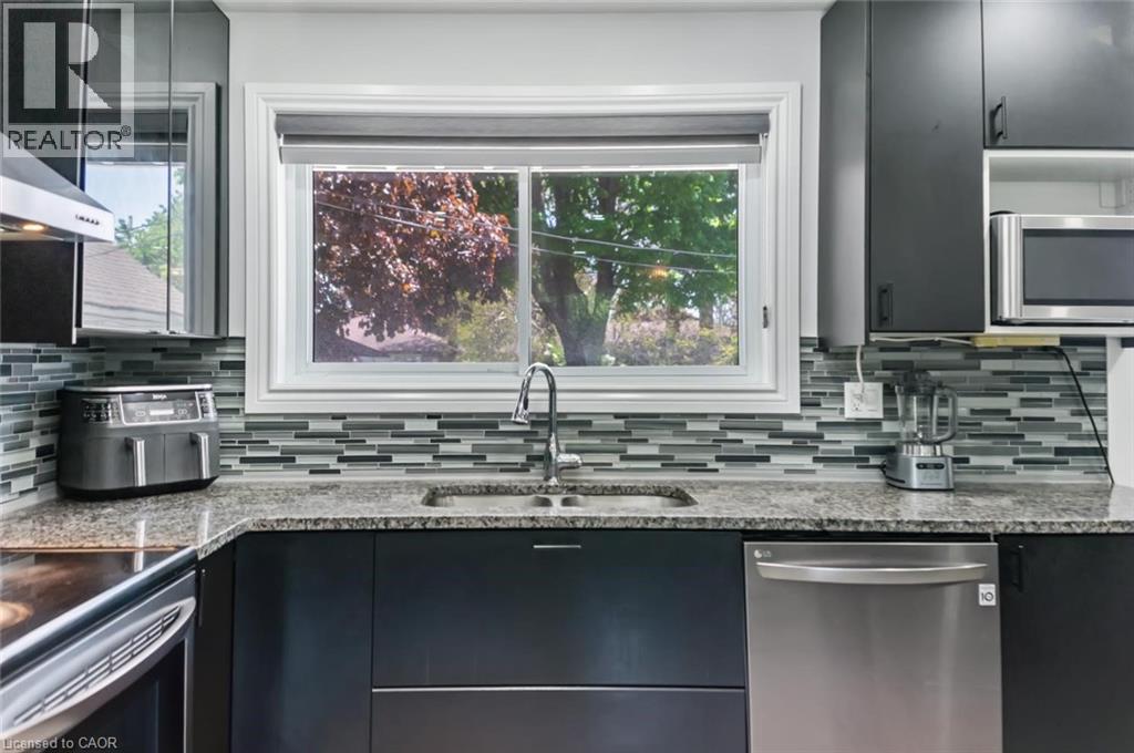 158 Plymouth Road, Kitchener, Ontario  N2G 3G5 - Photo 13 - 40835142