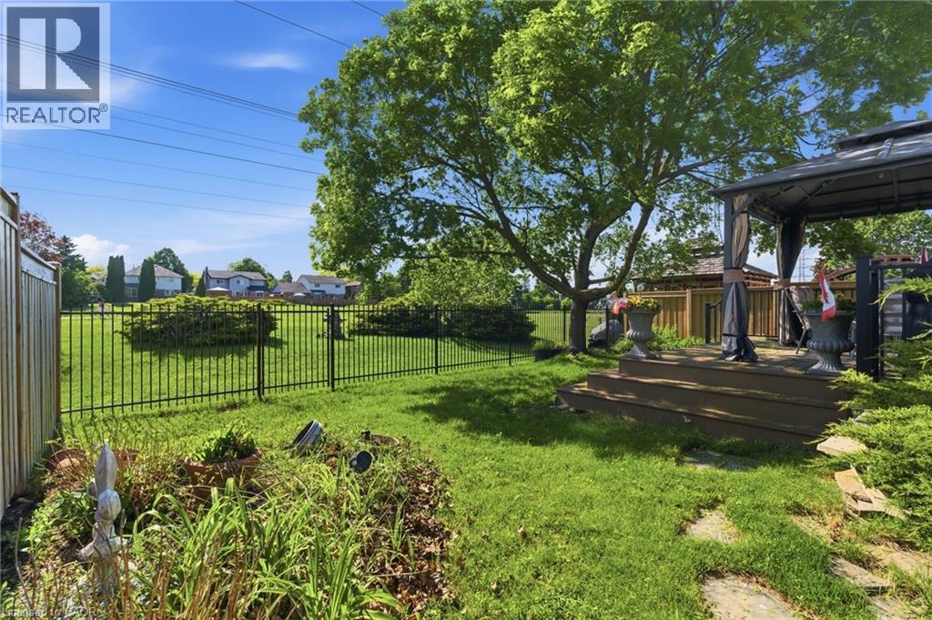 2078 Hunters Wood Drive, Burlington, Ontario  L7M 2T2 - Photo 45 - 40834935