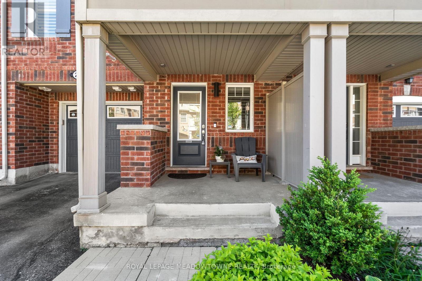 20 Suitor Court, Milton, Ontario  L9T 8S1 - Photo 4 - W13222914