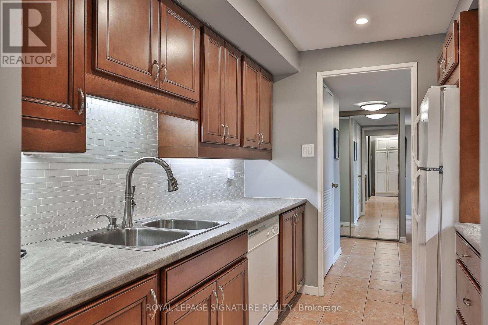 404 - 1300 Bloor Street, Mississauga, Ontario  L4Y 3Z2 - Photo 18 - W13222976