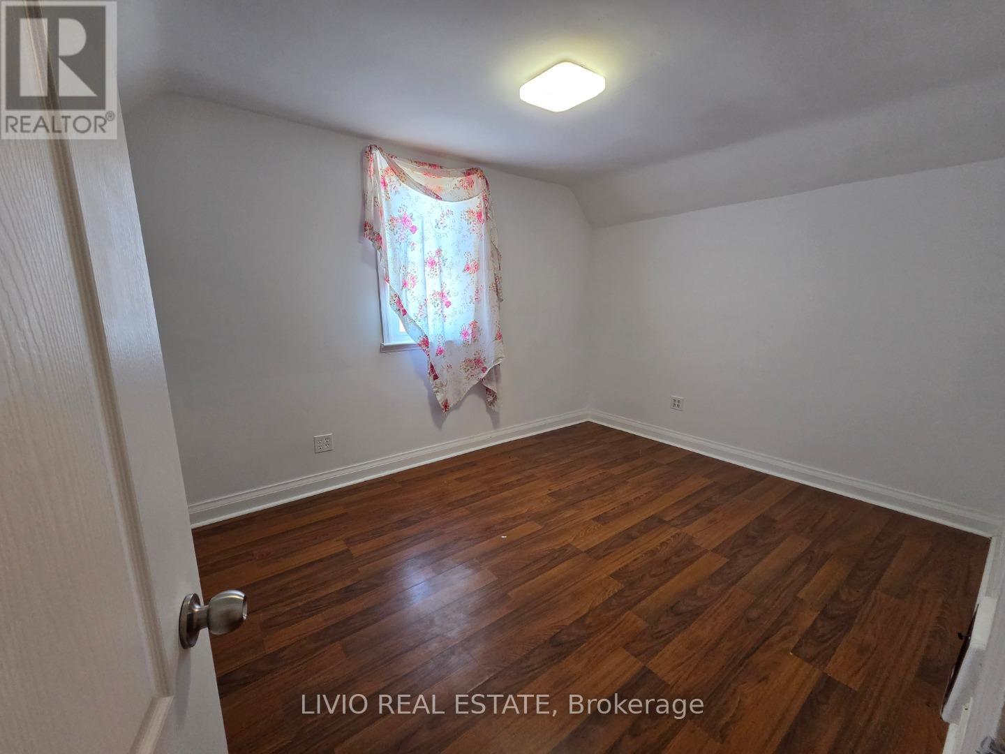 323 Queen Street E, Halton Hills, Ontario  L7J 1R1 - Photo 16 - W13223058