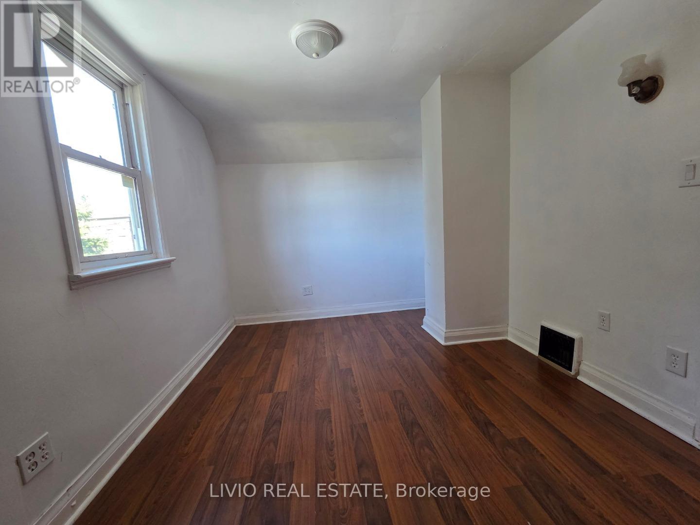 323 Queen Street E, Halton Hills, Ontario  L7J 1R1 - Photo 19 - W13223058