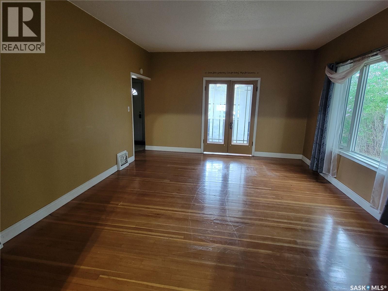 235 2nd Avenue E, Unity, Saskatchewan  S0K 4L0 - Photo 5 - SK037432
