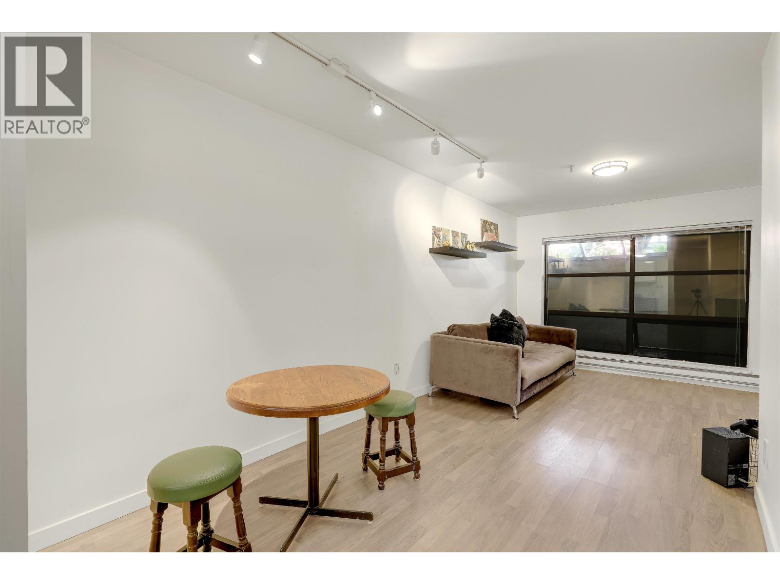 208 1106 Pacific Street, Vancouver, British Columbia  V6E 1T4 - Photo 2 - R3129364