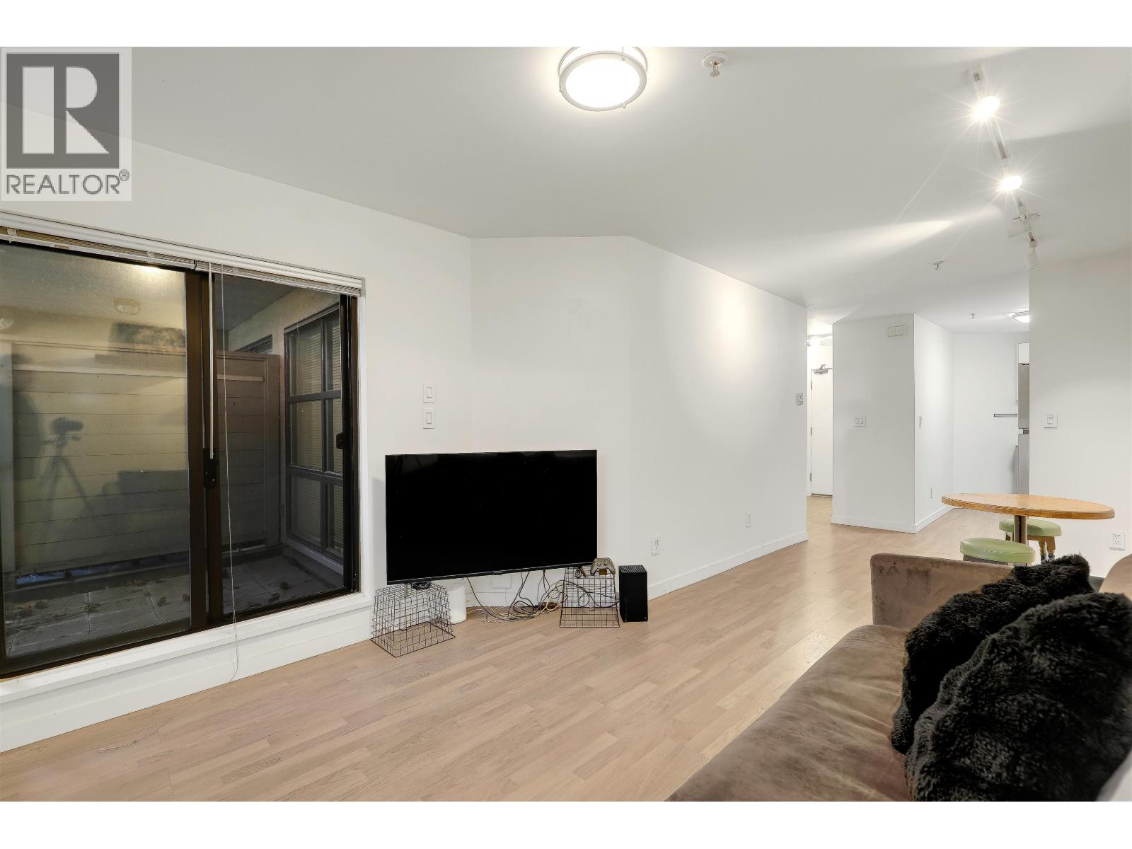 208 1106 Pacific Street, Vancouver, British Columbia  V6E 1T4 - Photo 5 - R3129364