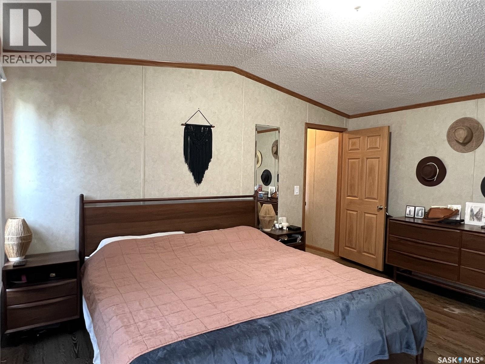 609 6th Street E, Meadow Lake, Saskatchewan S9X 1X9 - Photo 11 - SK037802