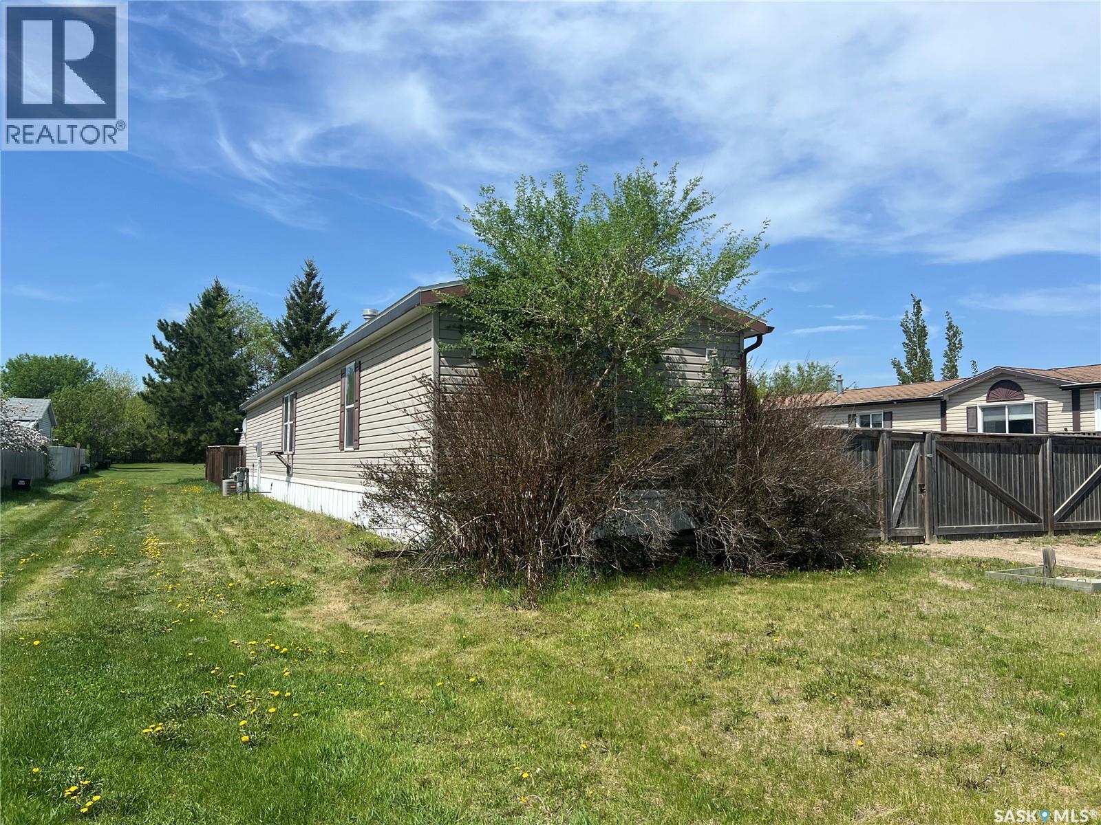 609 6th Street E, Meadow Lake, Saskatchewan S9X 1X9 - Photo 21 - SK037802