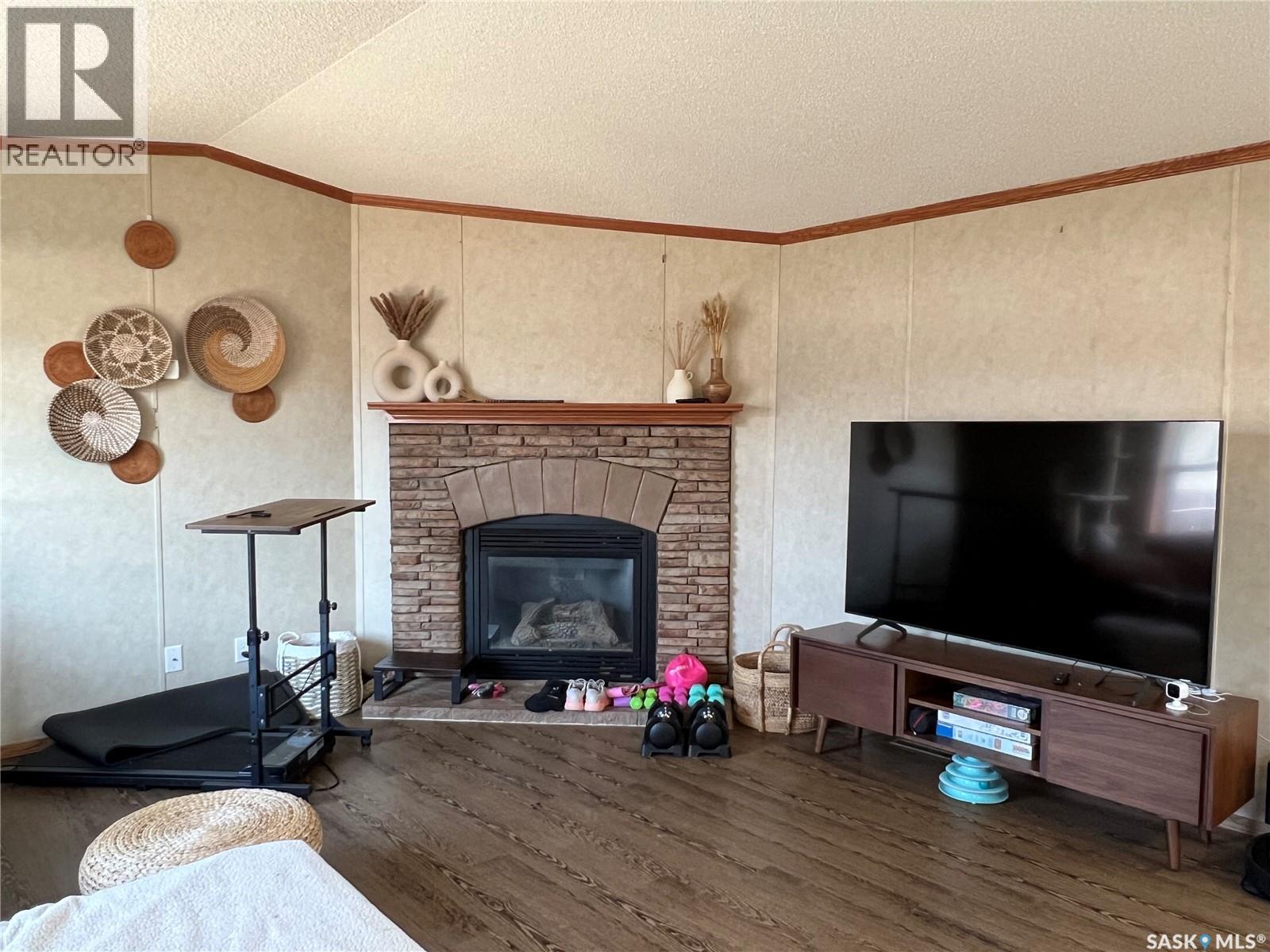 609 6th Street E, Meadow Lake, Saskatchewan S9X 1X9 - Photo 5 - SK037802
