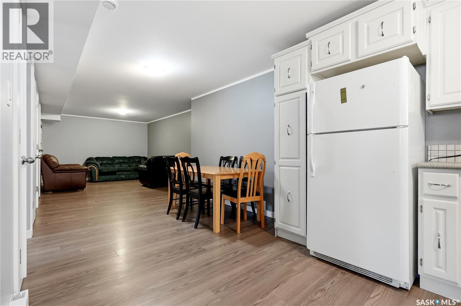 532 East Place, Saskatoon, Saskatchewan  S7J 2Y8 - Photo 31 - SK037771