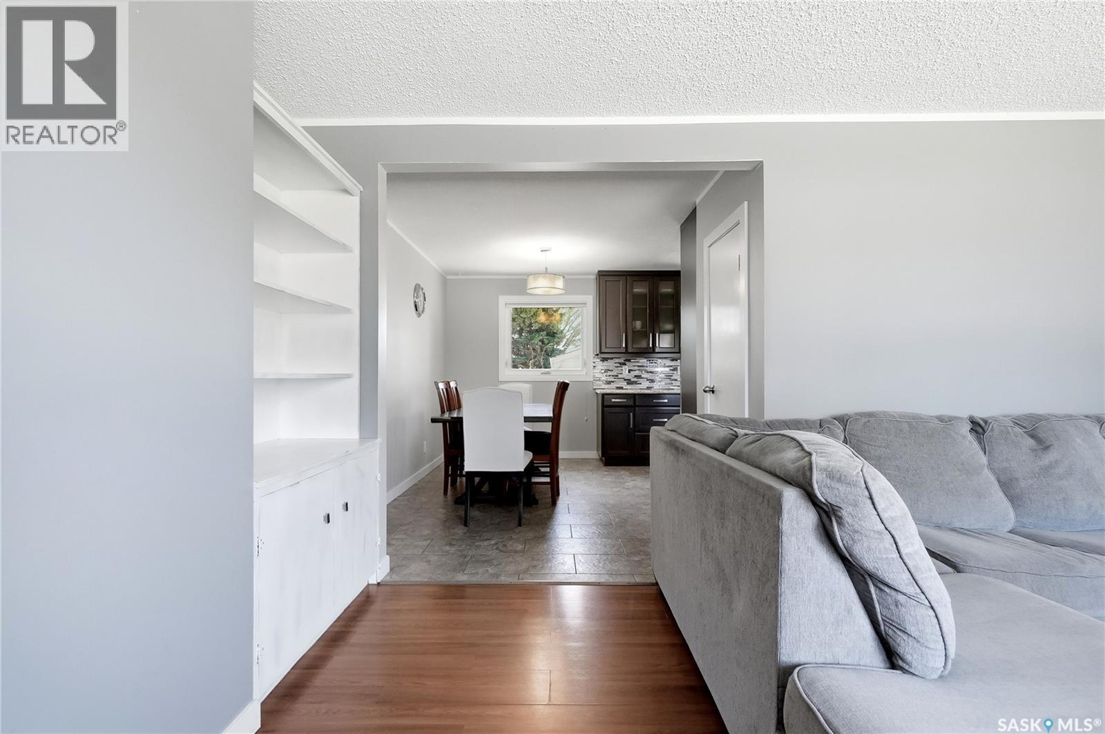532 East Place, Saskatoon, Saskatchewan  S7J 2Y8 - Photo 6 - SK037771