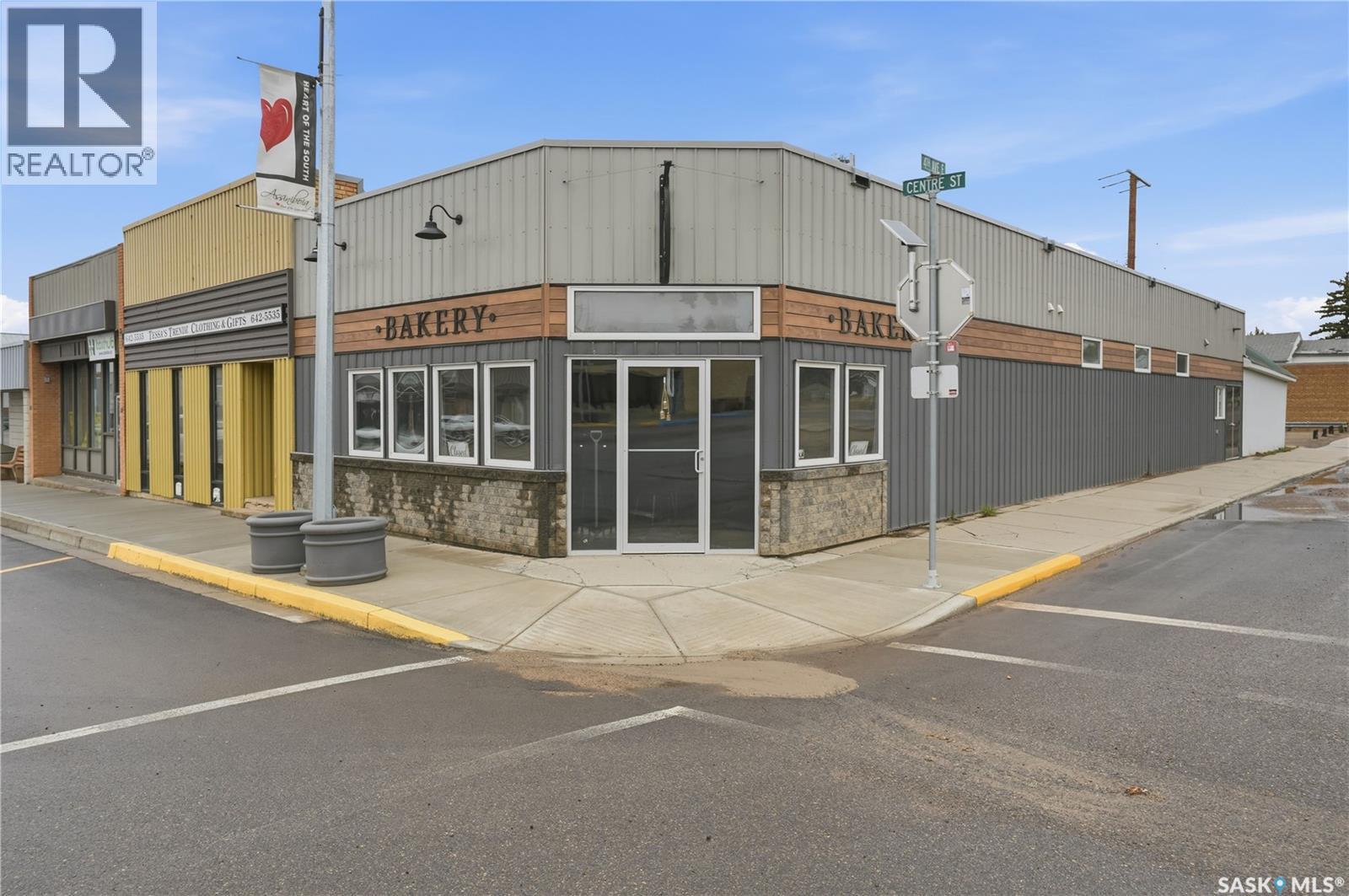 339 Centre Street, Assiniboia, Saskatchewan S0H 0B0 - Photo 16 - SK037699
