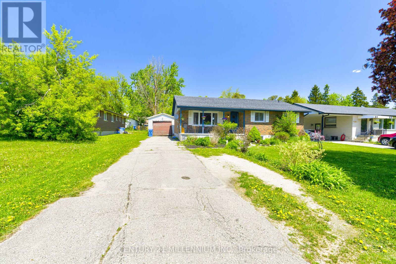 210 CENTRE STREET, Shelburne, Ontario