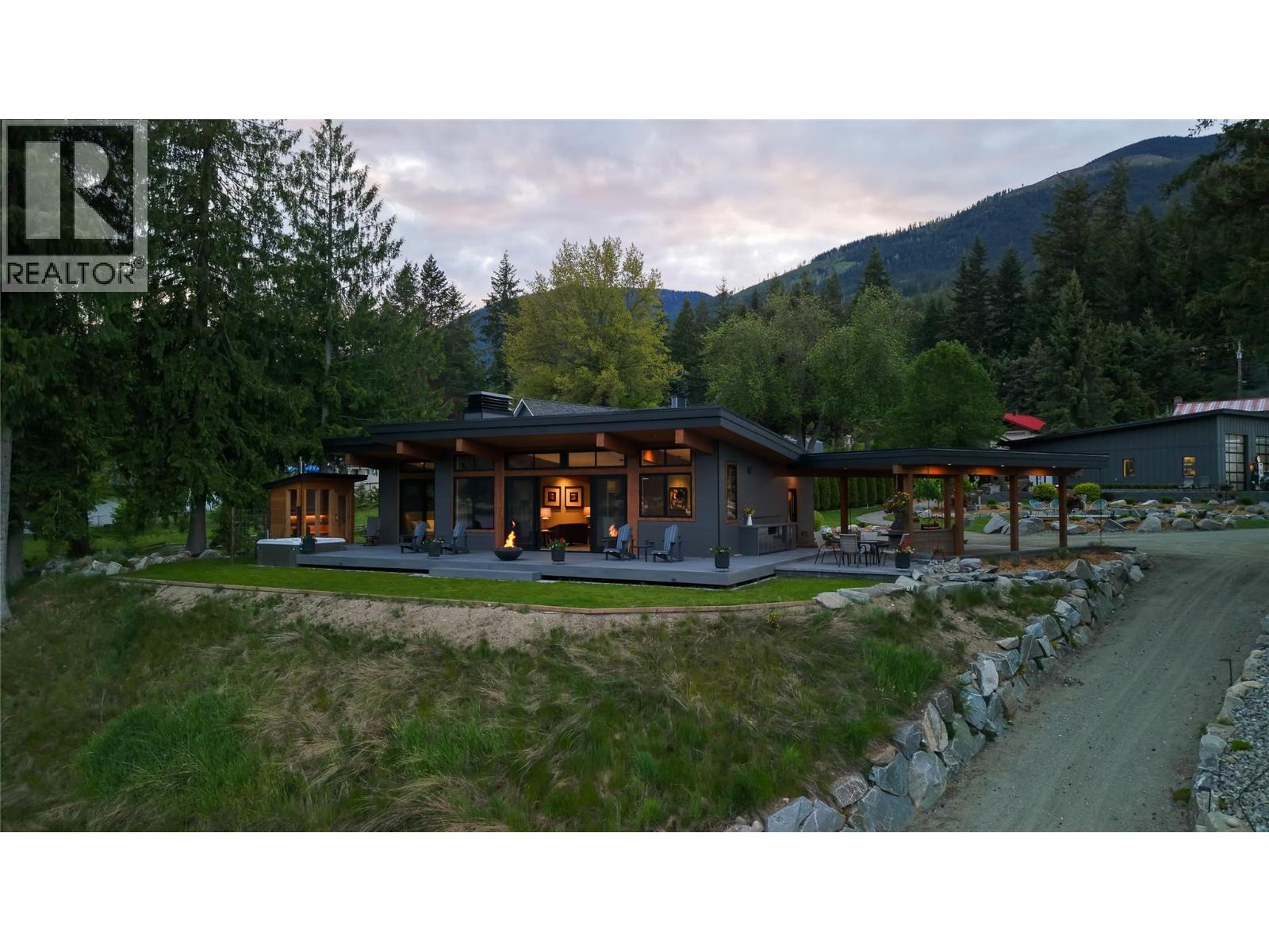 7642 Highway 3a, Balfour, British Columbia  V0G 1C0 - Photo 56 - 10389401