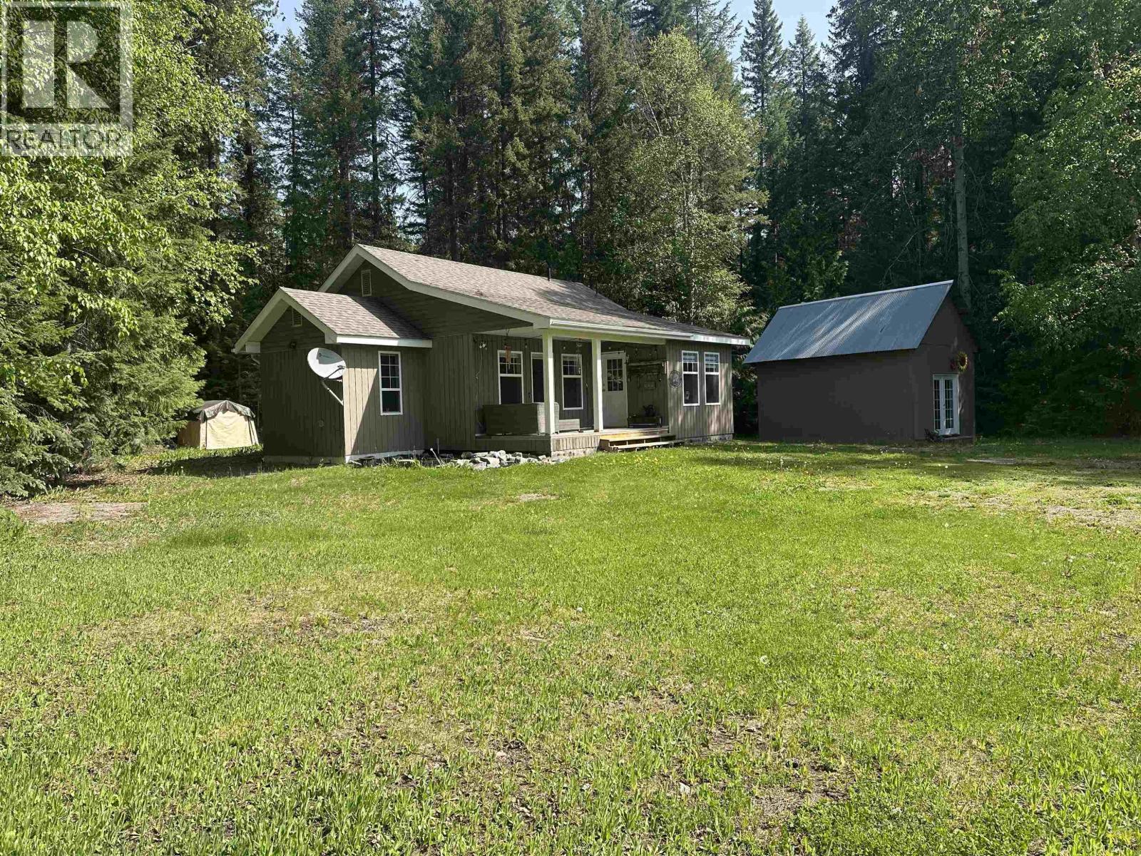 5021 Speed Crescent, Likely, British Columbia  V0L 1N0 - Photo 3 - R3127657