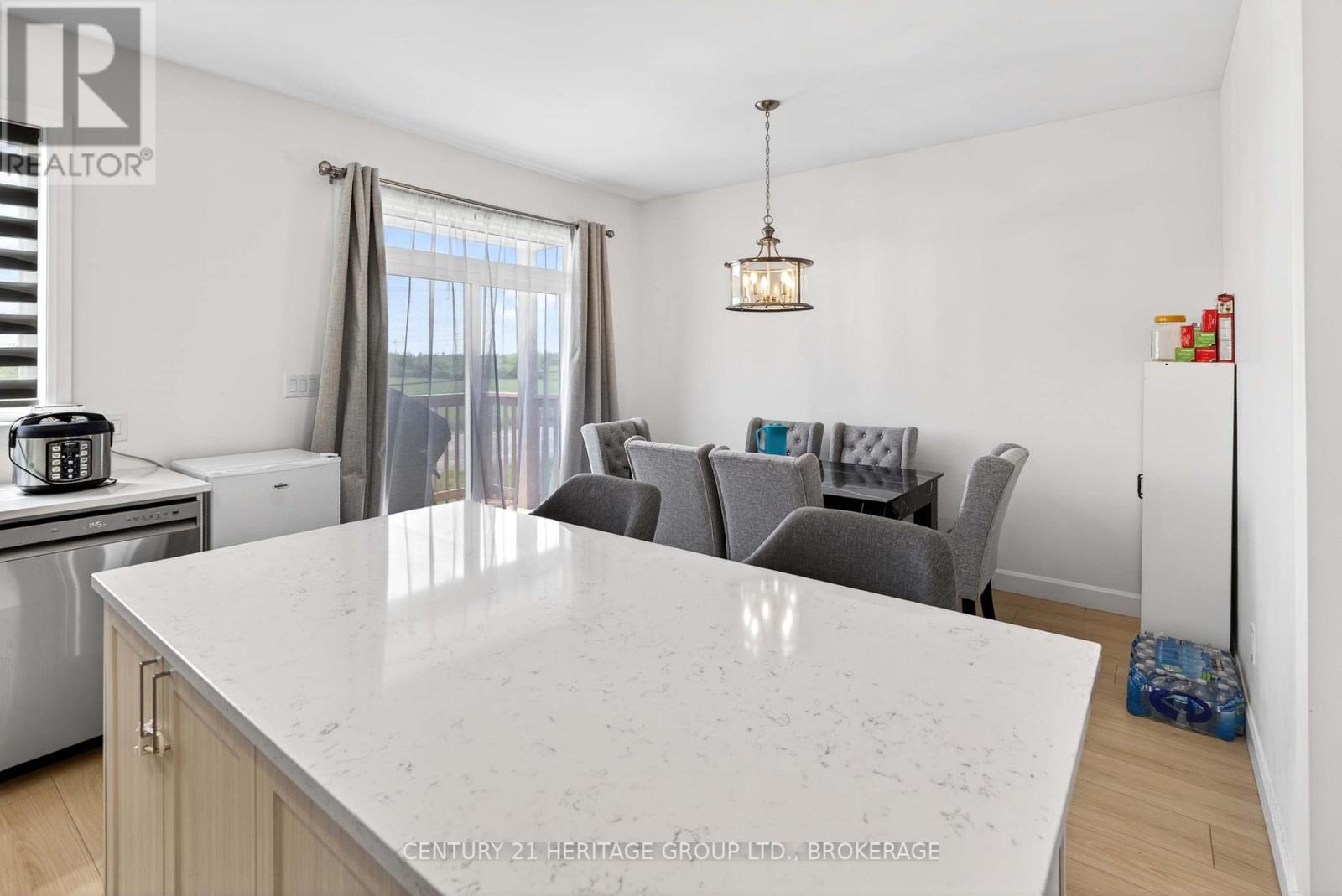 189 Superior Drive, Loyalist, Ontario  K7N 0E9 - Photo 21 - X13223358