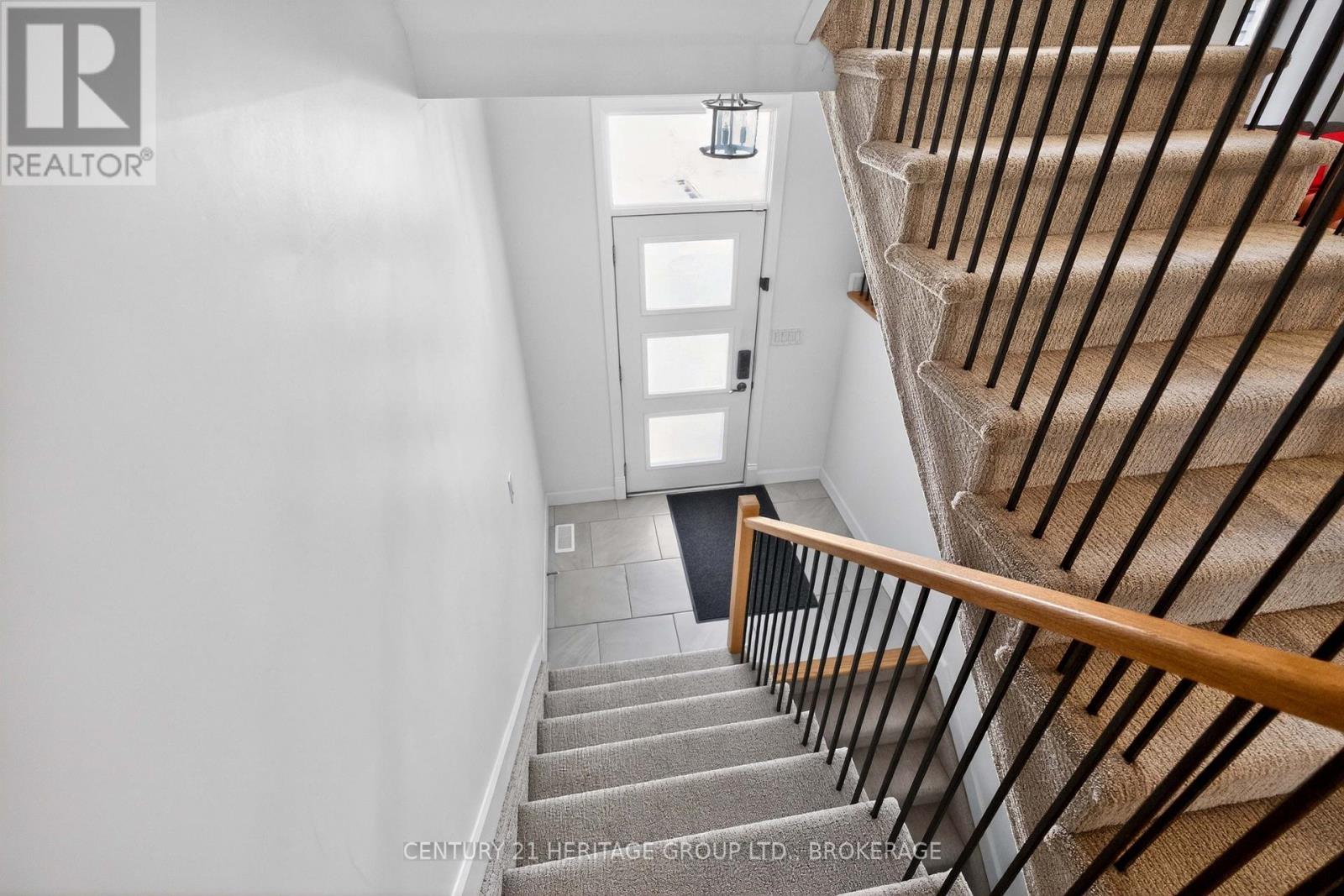 189 Superior Drive, Loyalist, Ontario  K7N 0E9 - Photo 41 - X13223358