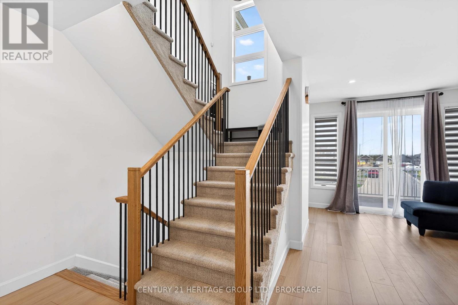 189 Superior Drive, Loyalist, Ontario  K7N 0E9 - Photo 8 - X13223358