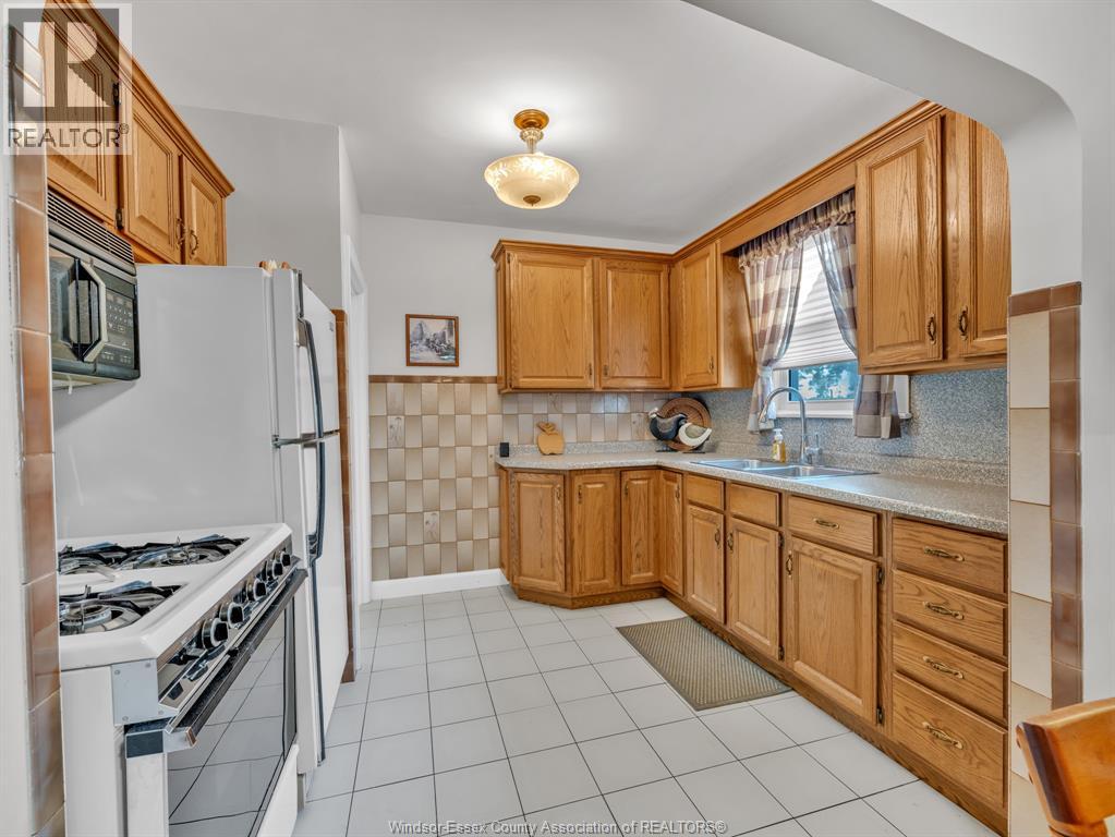 561 Elinor Street, Windsor, Ontario  N8P 1E3 - Photo 14 - 26012673