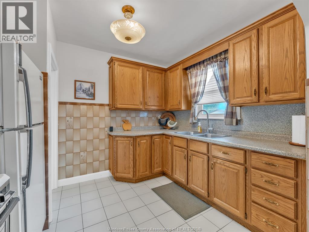 561 Elinor Street, Windsor, Ontario  N8P 1E3 - Photo 15 - 26012673