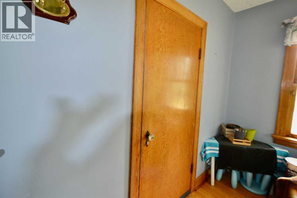 308 Walsh Avenue, Acme, Alberta  T0M 0A0 - Photo 10 - A2316124