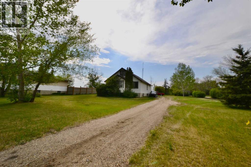 308 Walsh Avenue, Acme, Alberta  T0M 0A0 - Photo 2 - A2316124