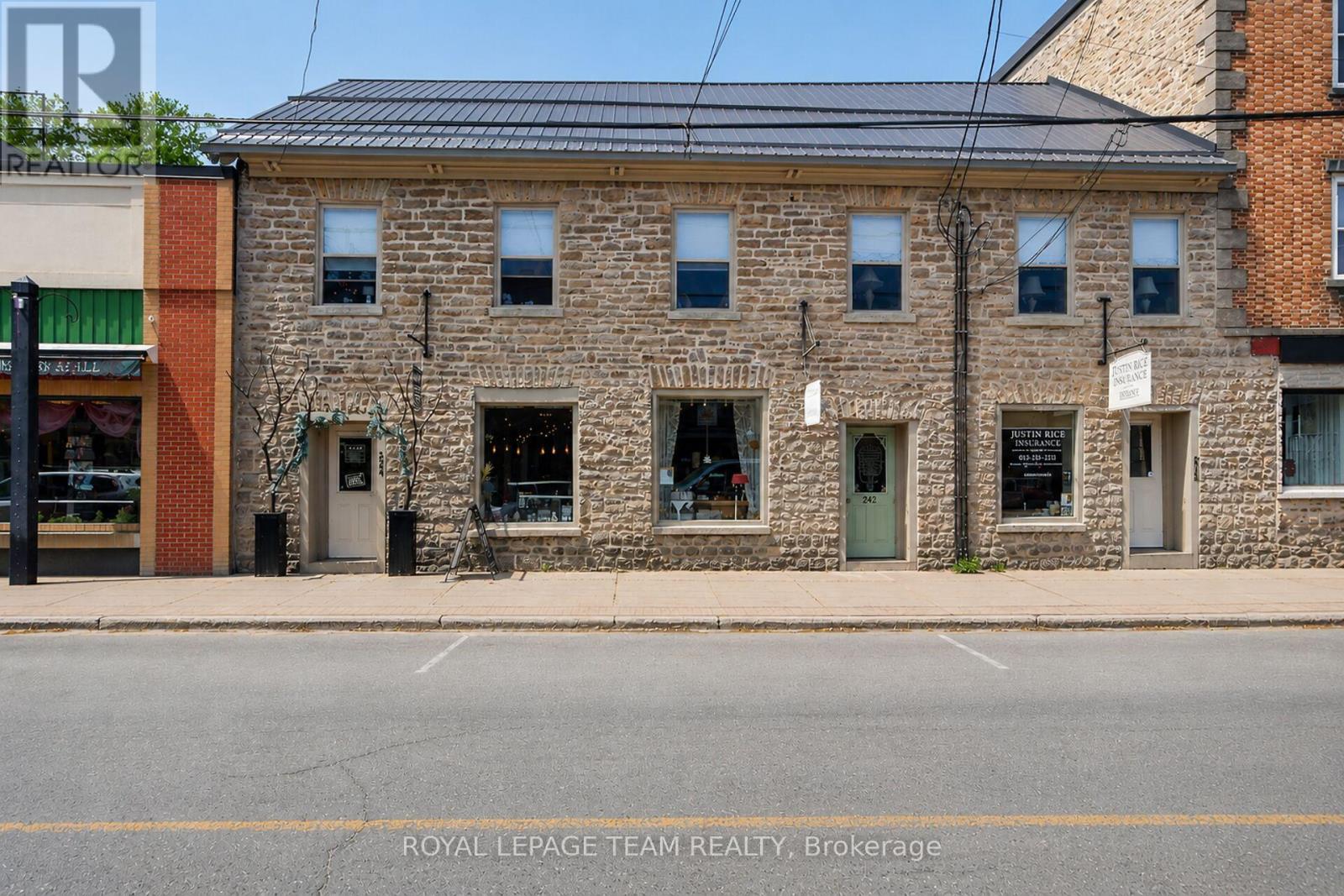 212-224 St Lawrence Street, Merrickville-Wolford, Ontario K0G 1N0 - Photo 3 - X13223084