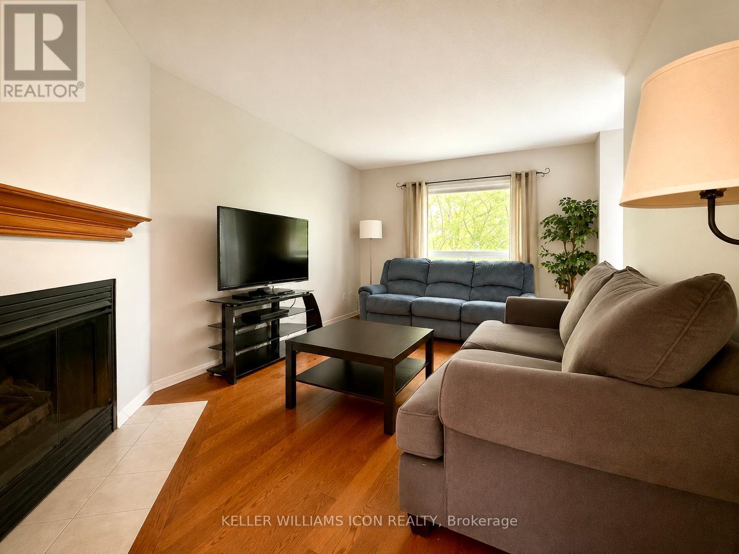 40 Thornbury Crescent, Ottawa, Ontario  K2G 6C5 - Photo 5 - X13223298