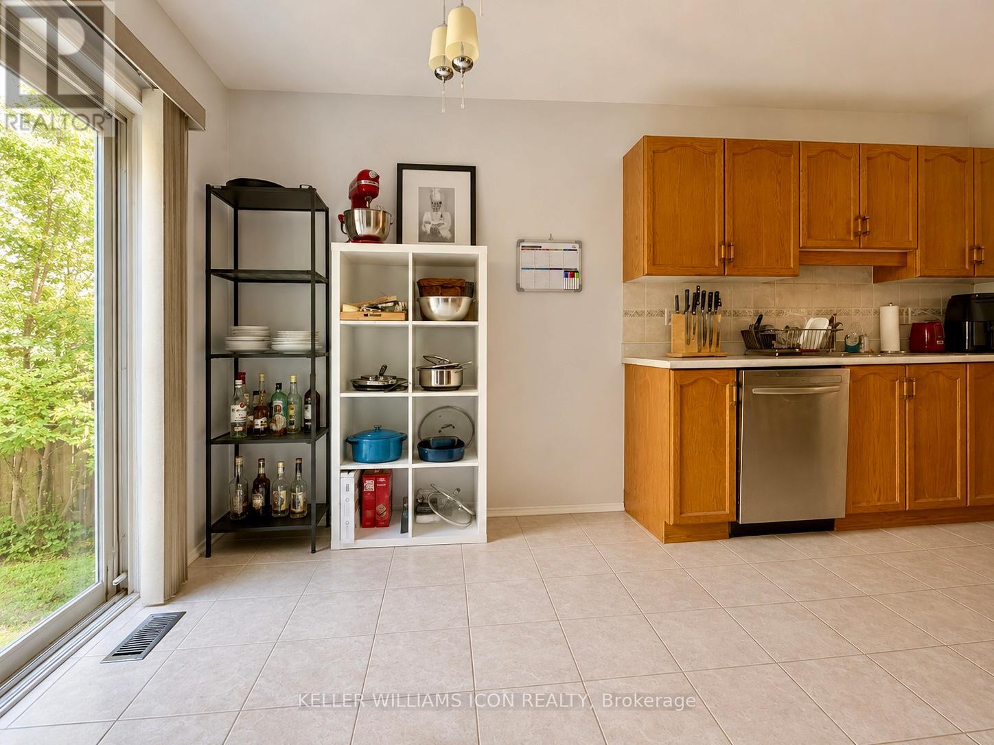 40 Thornbury Crescent, Ottawa, Ontario  K2G 6C5 - Photo 9 - X13223298