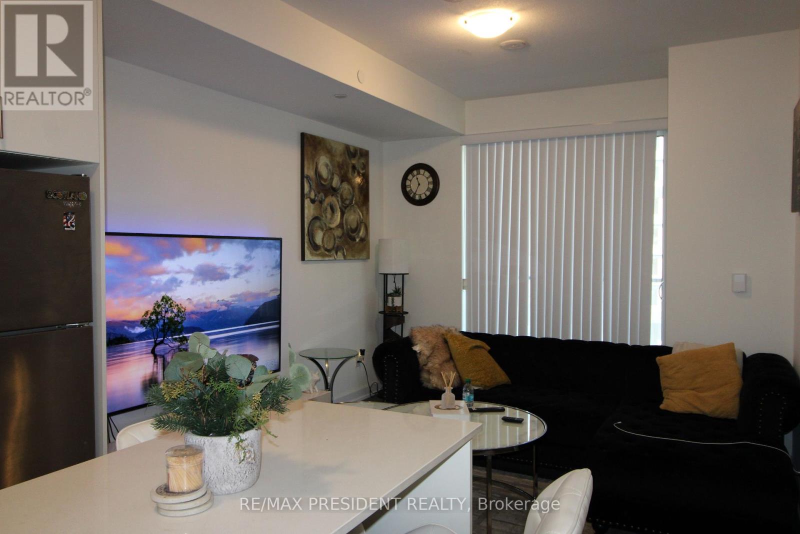 718 - 3220 William Coltson Avenue, Oakville, Ontario  L6H 7X9 - Photo 4 - W13113864