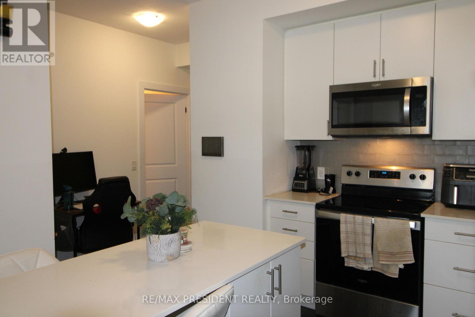 718 - 3220 William Coltson Avenue, Oakville, Ontario  L6H 7X9 - Photo 7 - W13113864