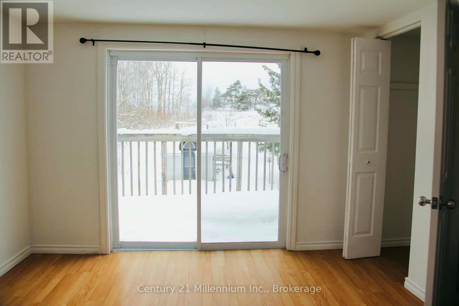 124 Main Street, Northern Bruce Peninsula, Ontario  N0H 1W0 - Photo 10 - X12648004