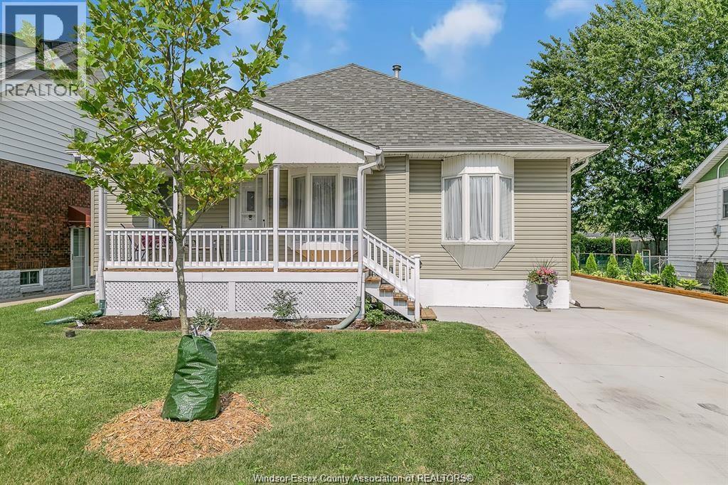 1628 MOY AVENUE, Windsor, Ontario