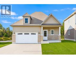 11 SPRUCESIDE DRIVE, Kawartha Lakes, Ontario