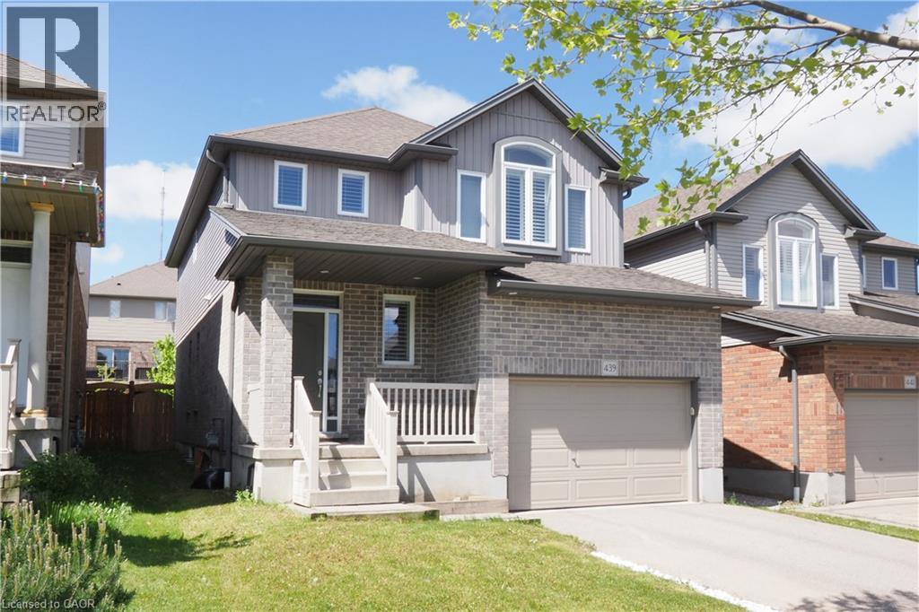439 Twinleaf Street, Waterloo, Ontario N2V 0B7 - Photo 1 - 40835357