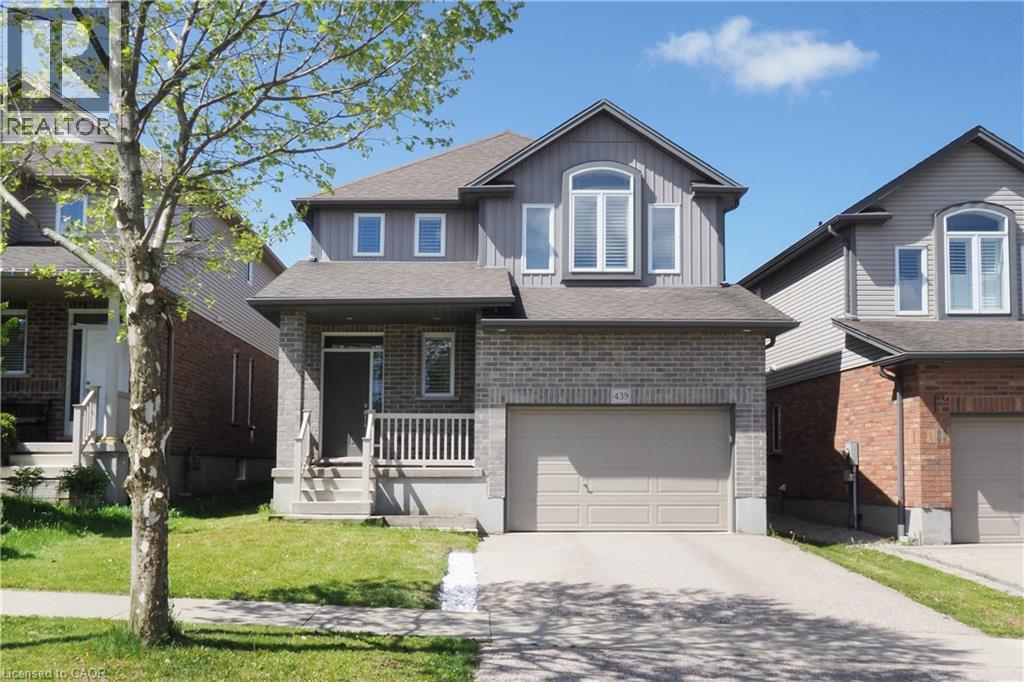 439 Twinleaf Street, Waterloo, Ontario N2V 0B7 - Photo 2 - 40835357