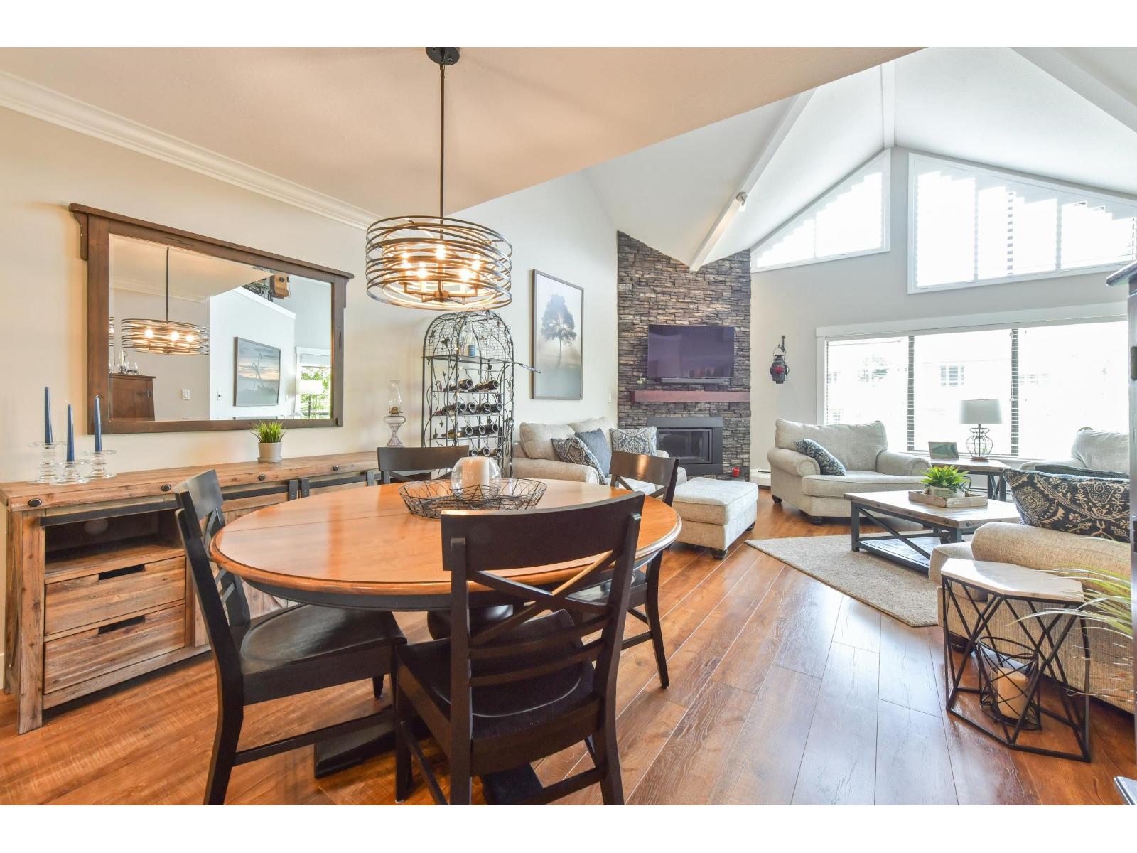 311 15270 17th Avenue, Surrey, British Columbia  V4A 1T9 - Photo 3 - R3129830